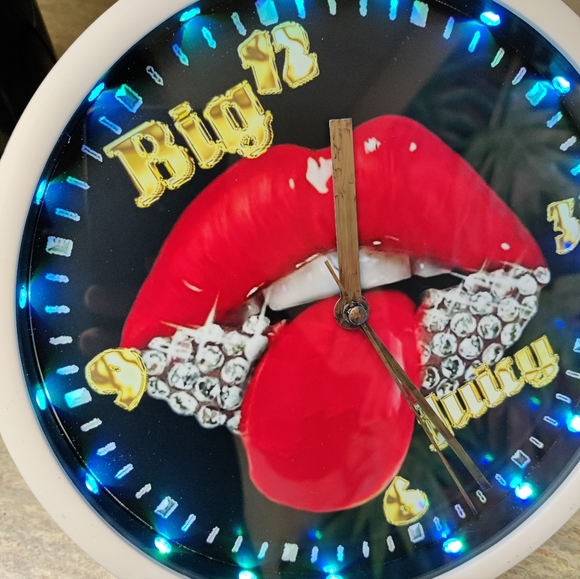 Juicy clock - Picture 3 of 6